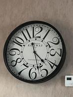 Wandklok, Huis en Inrichting, Ophalen, Zo goed als nieuw