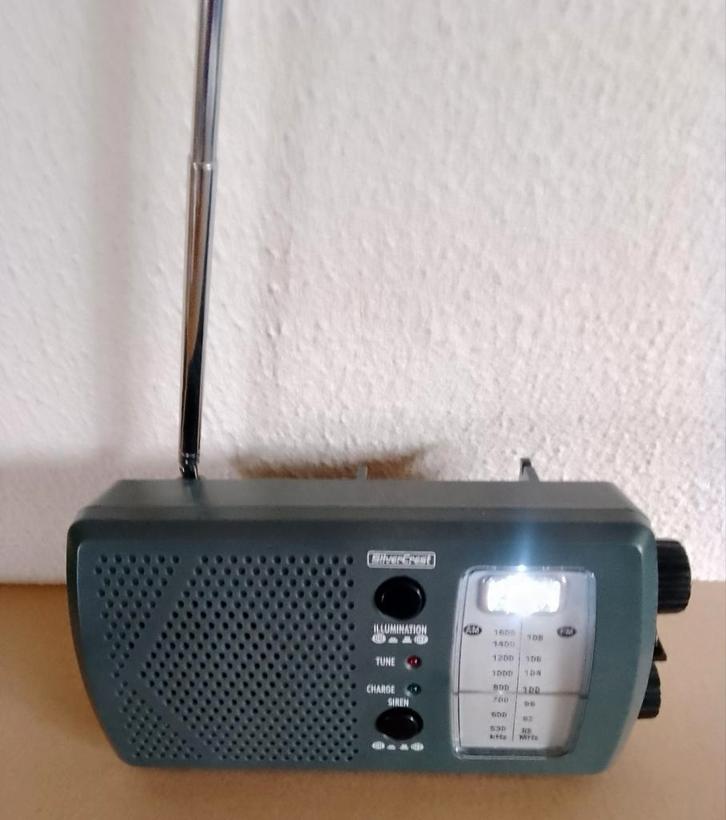 SilverCrest Dynamo Radio - Noodradio, Audio, Tv en Foto, Radio's, Zo goed als nieuw, Radio, Ophalen of Verzenden
