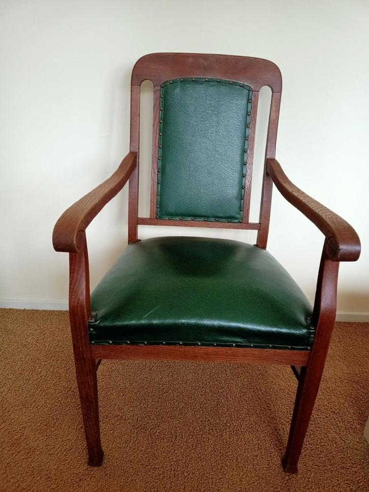 Mooie antieke armstoel, Antiek en Kunst, Antiek | Meubels | Stoelen en Banken, Ophalen