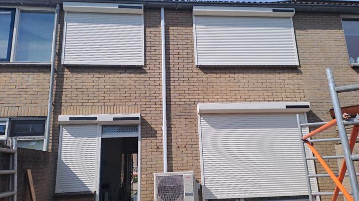 Rolluik te koop elektrisch nieuw goedkoop, Doe-het-zelf en Verbouw, Rolluiken, Nieuw, 200 cm of meer, 200 cm of meer, Ophalen of Verzenden