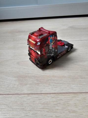 TE KOOP MOOIE WSI DAF XF 105 SUPER SPACE CAB 4X2 BEAU 1:50 beschikbaar voor biedingen