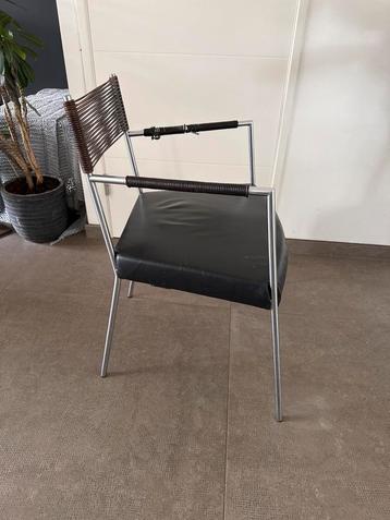 4x Gerard van den Berg eetkamerstoelen – design klassiekers beschikbaar voor biedingen