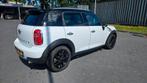 Mini Countryman 1.6 D Cooper 2011 Wit, Auto's, Mini, Voorwielaandrijving, USB, Leder, Particulier