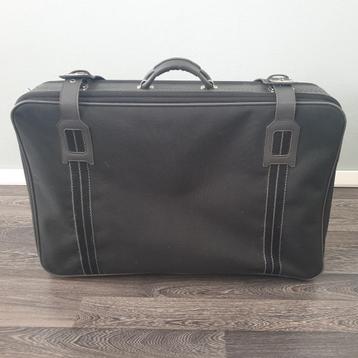 Grote vintage reiskoffer in stof en leer 75x60x25cm beschikbaar voor biedingen