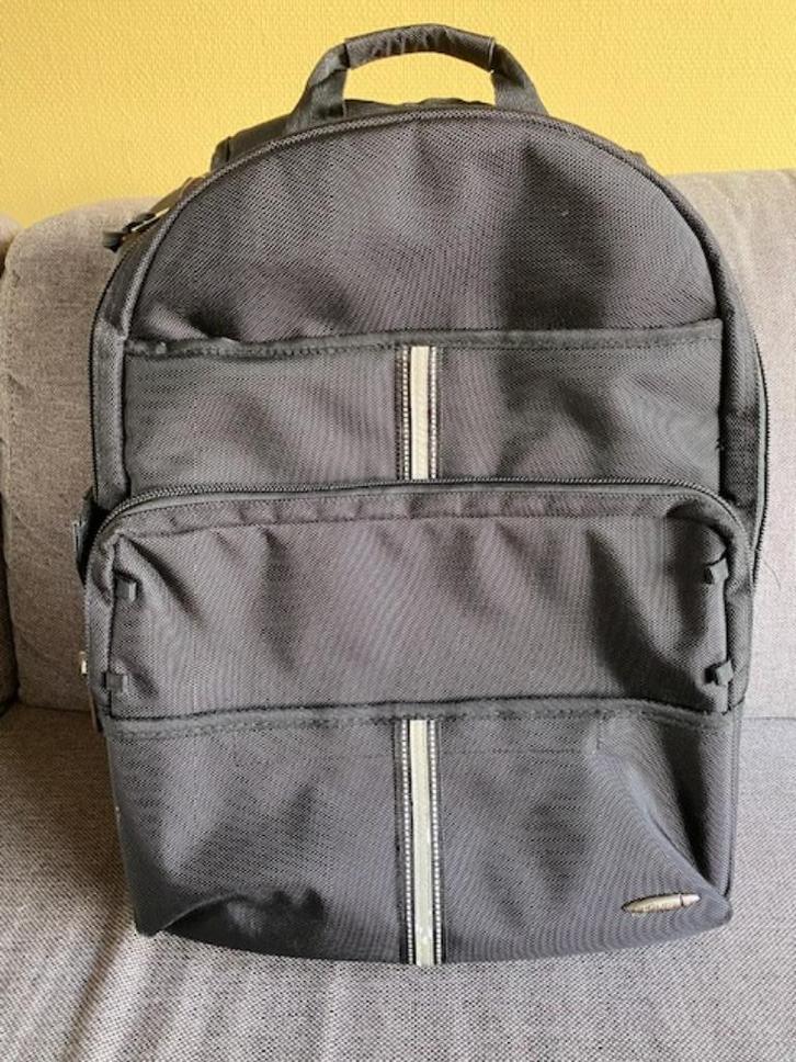 Mooie zwarte rugzak van Planet21, Sieraden, Tassen en Uiterlijk, Tassen | Rugtassen, Gebruikt, Overige merken, 40 cm of meer, 30 tot 45 cm