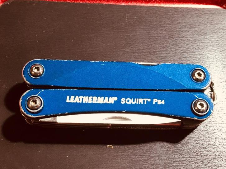 Retired Leatherman RARE SQUIRT PS4 IMBUS !!! BLUE USED (268_, Caravans en Kamperen, Kampeergereedschap, Nieuw, Verzenden