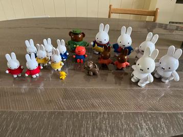 Nijntje,papa en mama Nijntje,Nina en nog meer beschikbaar voor biedingen