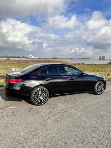 Mercedes-Benz C-Klasse C180 170pk 9G-TRONIC 2022 Zwart beschikbaar voor biedingen