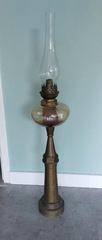olielamp gemaakt van een koperen brandspuit hoogte 75 cm beschikbaar voor biedingen