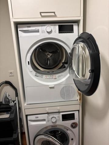 Wasmachine en droger 10 april 2024 aangeschaft beschikbaar voor biedingen
