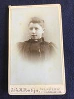 CDV, Jongedame, Joh.H. Fontijn, Haarlem, Carte de Visite, Ophalen of Verzenden, Voor 1940, Gebruikt, Foto