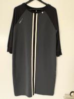 ZIP73 Jurk - Verschillende Materialen - Maat 36/38, Zwart, Ophalen of Verzenden, Zo goed als nieuw, Knielengte