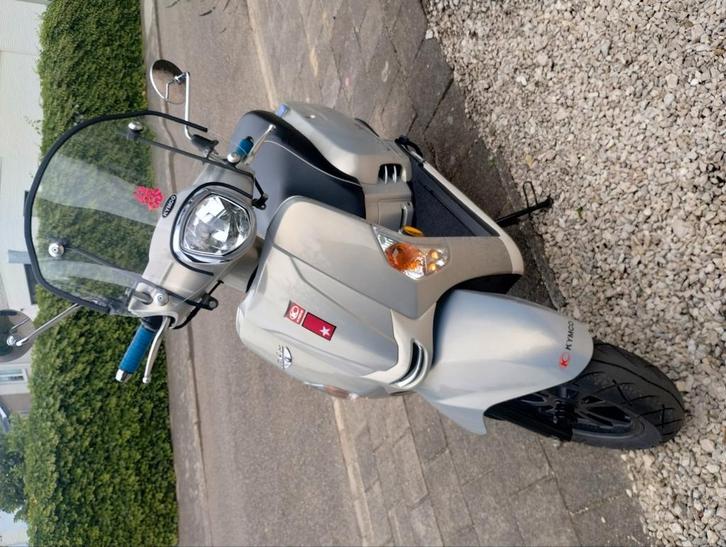 mooie Kymco Like TT 2018, 8195 km, Fietsen en Brommers, Scooters | Kymco, Zo goed als nieuw, Like, Maximaal 25 km/u, Ophalen