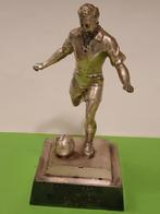 Vintage Voetbal Beeldje AVRO Voetbaltoernooi. 1959, Ophalen of Verzenden, Gebruikt, Overige binnenlandse clubs, Beeldje of Poppetje