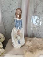 Lladro meisje met strohoed puntgaaf, Ophalen, Zo goed als nieuw, Mens
