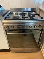 SMEG Gasfornuis met Oven, Witgoed en Apparatuur, Fornuizen, Ophalen, Gebruikt, Grill, 4 kookzones