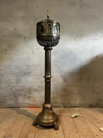 Oude messing vloerlamp lamp wierookbrander Marokko  beschikbaar voor biedingen