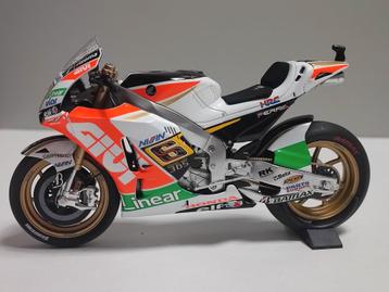 Minichamps: Honda RC213V - Stefan Bradl - MotoGP 2013 beschikbaar voor biedingen