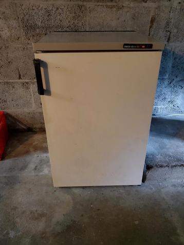 zanussi vriezer 4-lades beschikbaar voor biedingen
