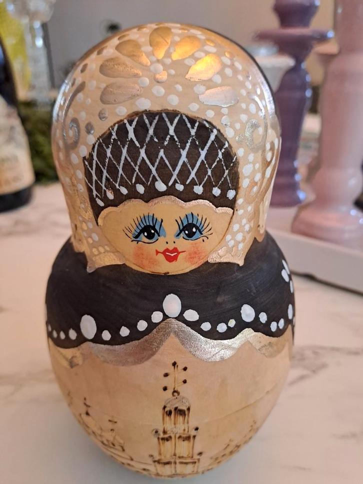 18 cm Matroesjka poppen, jaren 90, 6 delig handgeschilderd, Huis en Inrichting, Woonaccessoires | Overige, Gebruikt, Ophalen of Verzenden