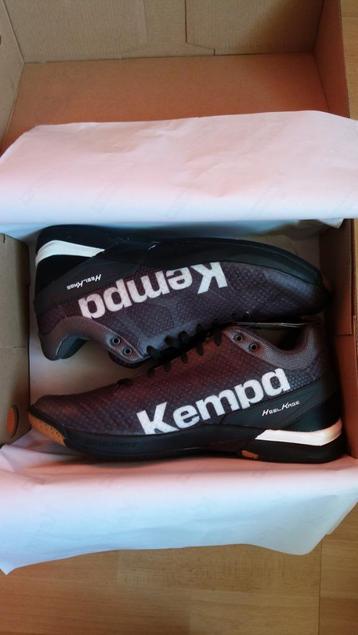 Kempa sportschoenen (maat 49) Nieuw! valt als maat 47 beschikbaar voor biedingen