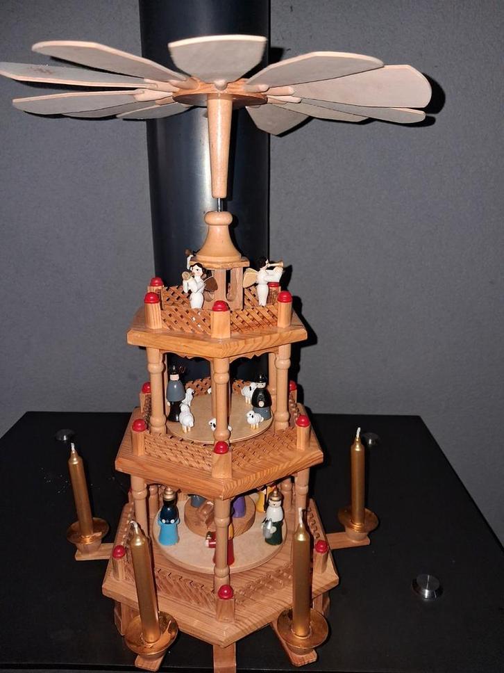 Prachtige handgemaakte kerstpiramide Erzgebirge, Diversen, Kerst, Ophalen of Verzenden