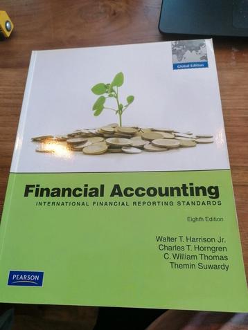 Financial accounting 8th edition in goede staat! 