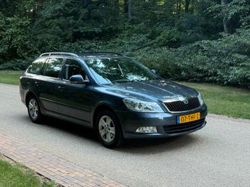 Skoda Octavia 1.2 TSI Combi TREKHAAK NAVI CRUISE CLIMA beschikbaar voor biedingen