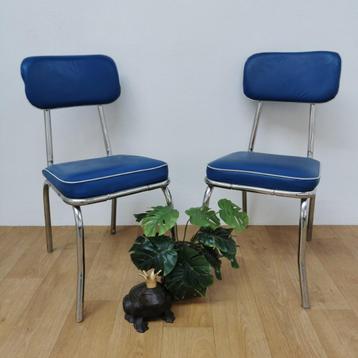 Vintage Mid Century chroom en skai lederen buizen stoelen beschikbaar voor biedingen