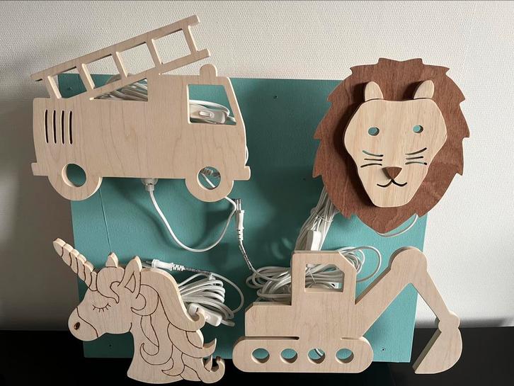 Handemaakte wandlamp - Unicorn, Huis en Inrichting, Lampen | Wandlampen, Nieuw, Hout, Metaal, Ophalen of Verzenden