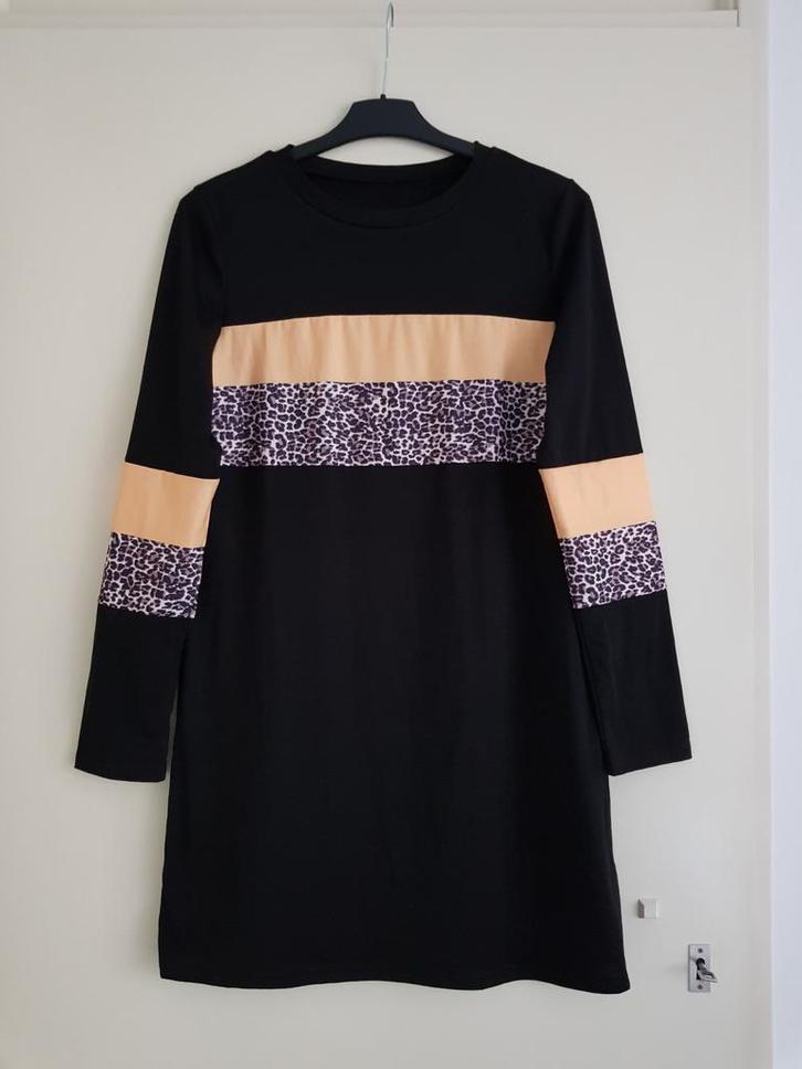 Jurk / tuniek voor dames -- maat M / L, Kleding | Dames, Jurken, Zo goed als nieuw, Maat 38/40 (M), Zwart, Boven de knie, Ophalen of Verzenden