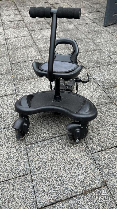HeppieBabie Universeel Meerijdplankje Deluxe Met Zitje., Kinderen en Baby's, Overige Kinderen en Baby's, Nieuw, Ophalen