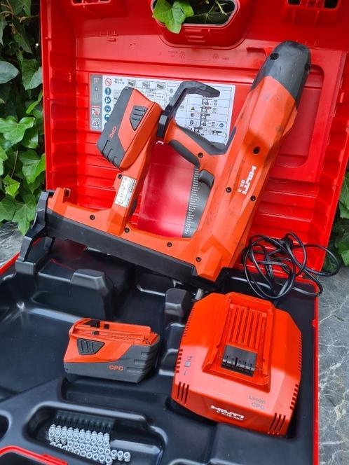 HILTI BX3 Accu schiethamer, Doe-het-zelf en Verbouw, Gereedschap | Handgereedschap, Zo goed als nieuw, Ophalen of Verzenden