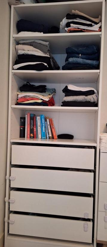 Ikea Kast met 4 Lades - Zo Goed Als Nieuw!