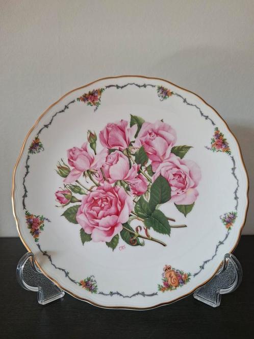 Royal Albert 'Queen Elizabeth Rose' Bord, Antiek en Kunst, Antiek | Porselein, Ophalen