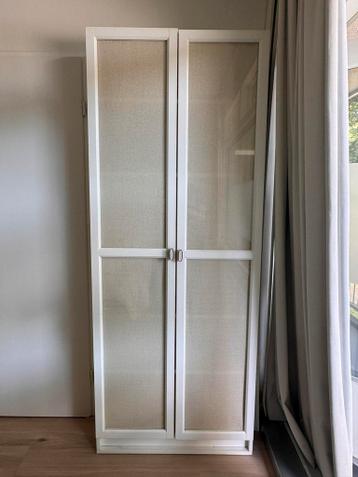 Ikea billy oxberg vitrine kast wit met glazen deuren - afbeelding 1