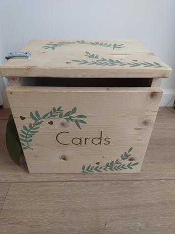 Kaartenbox / cadeaubox / cadeaudoos / enveloppendoos beschikbaar voor biedingen