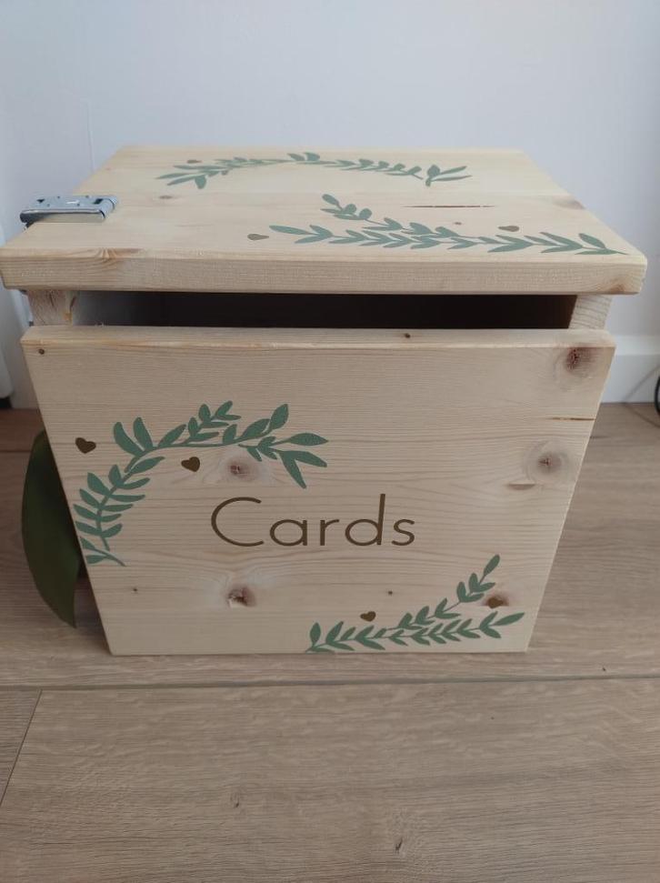 Kaartenbox / cadeaubox / cadeaudoos / enveloppendoos, Hobby en Vrije tijd, Feestartikelen, Zo goed als nieuw, Overige typen, Geboorte of Huwelijk
