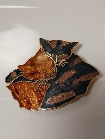 Franciens Katten broche beschikbaar voor biedingen