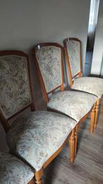 "Antieke stoelen te koop, nog in goede staat.", Ophalen of Verzenden