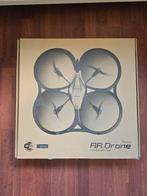 AR.DRONE parrot met 3 batterijen, Ophalen of Verzenden, Zo goed als nieuw
