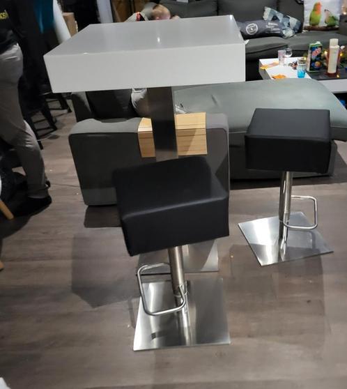 Deze BAR set model Kopenhagen, Huis en Inrichting, Barkrukken, Zo goed als nieuw, Ophalen