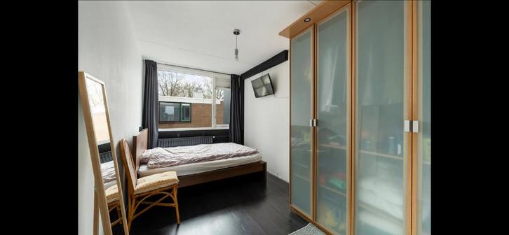 Ikea Målm bedframe 160x200 inclusief lattenbodem, Huis en Inrichting, Slaapkamer | Bedden, Gebruikt, Tweepersoons, 160 cm, 200 cm