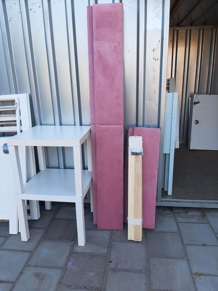 #Kind en baby Zwijndrecht Kinder/baby bedjes, Kinderen en Baby's, Kinderkamer | Bedden, Zo goed als nieuw, Minder dan 140 cm, Minder dan 70 cm