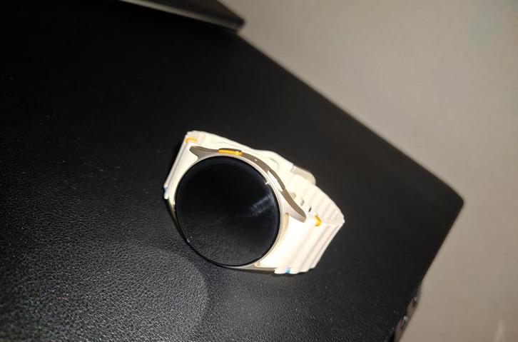 galaxy watch 7 lte 40mm, Sieraden, Tassen en Uiterlijk, Piercings, Zo goed als nieuw, Staal, Ophalen