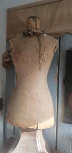 Oude shabby Buste **Het Geruite Roosje**, Antiek en Kunst, Ophalen of Verzenden