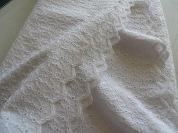 broderie katoen beschikbaar voor biedingen