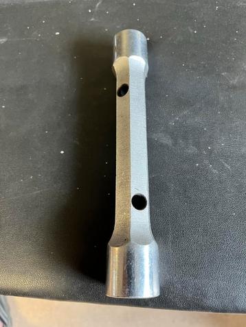Hazet Pijpsleutel 20-22mm & Booromslag beschikbaar voor biedingen