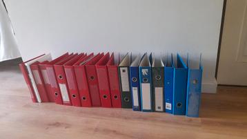 GRATIS ordners, mappen, tijdschrifthouders beschikbaar voor biedingen