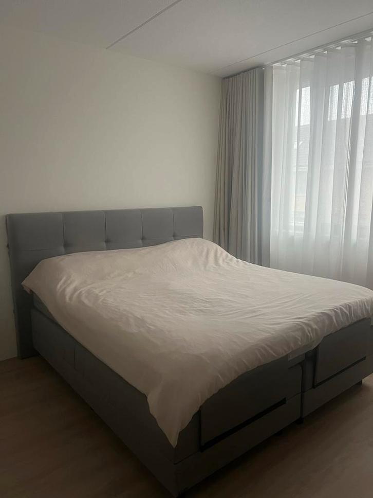 Elektrische boxspring - comfort en gemak!, Huis en Inrichting, Slaapkamer | Bedden, Zo goed als nieuw, Tweepersoons, 180 cm, 200 cm